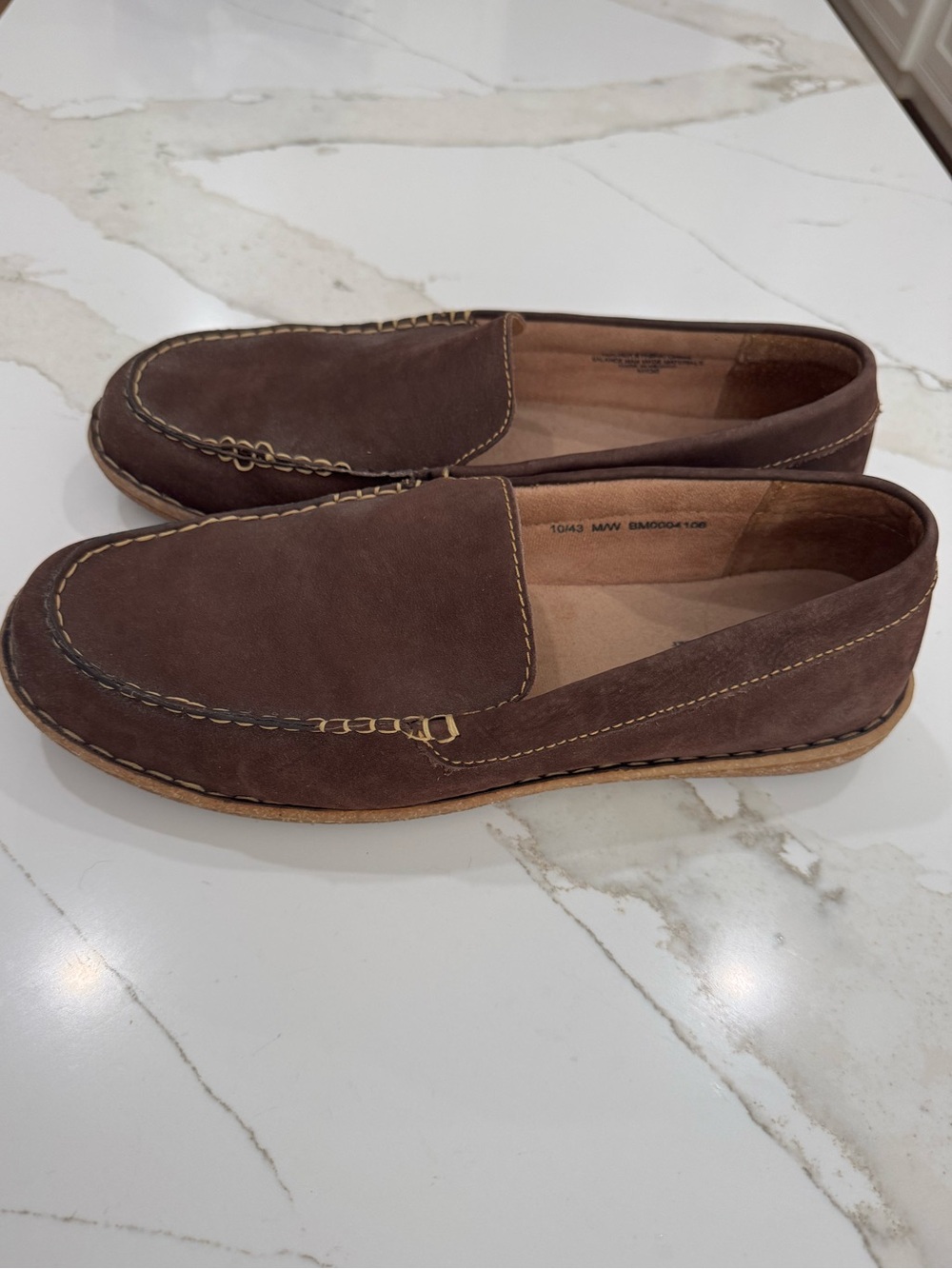 Born Men's Chocolate Brown Suede Slip-On Loafers Size 10